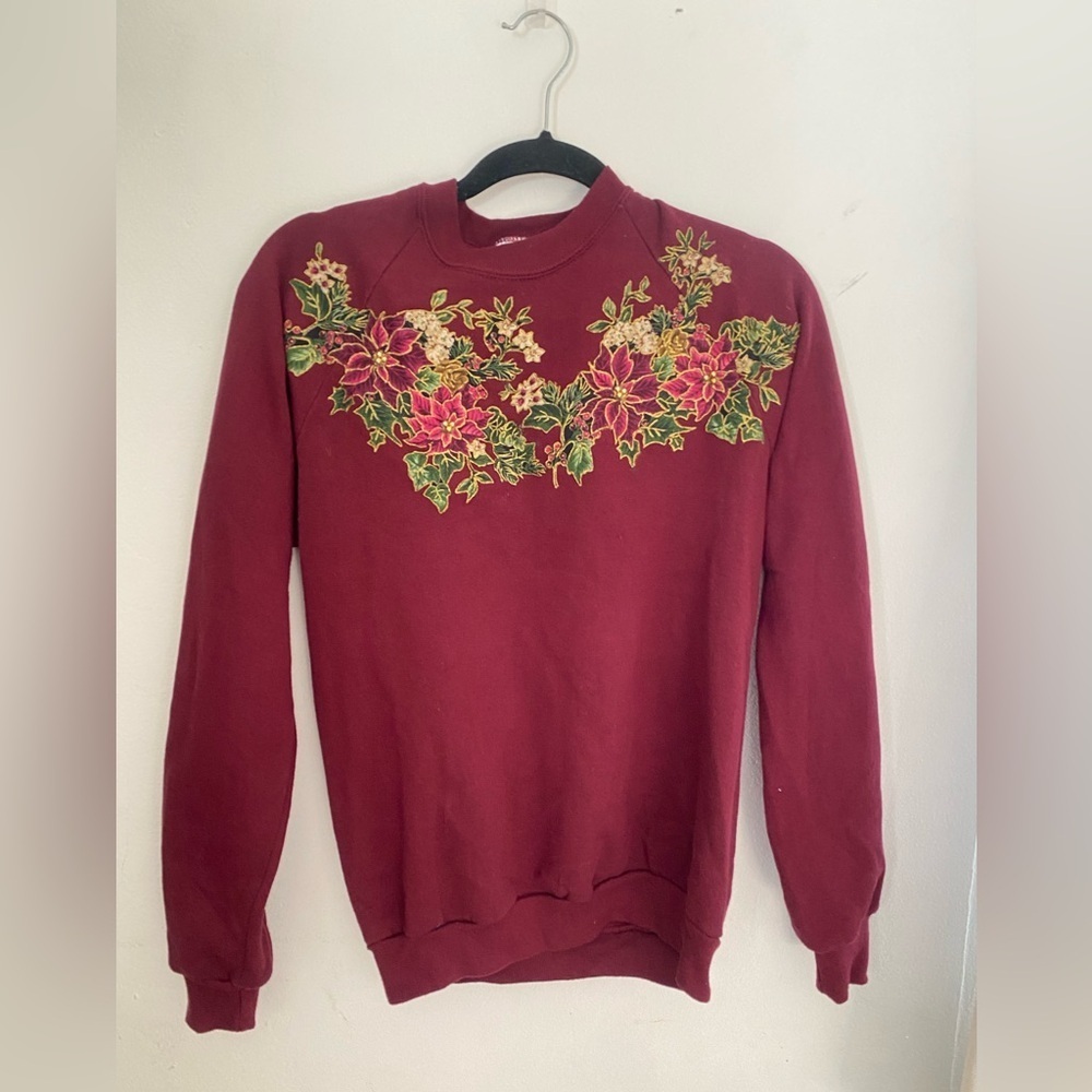 Jerzees  vintage  burgundy  Sweatshirt  crew neck with Floral Christmas  Design